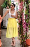 Sumona Chakravarti photo