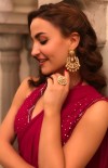 Elli Avram photo