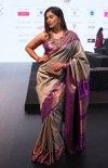 Sonali Kulkarni photo
