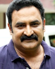 Aadukalam Naren