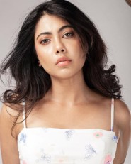 Nayana Elza