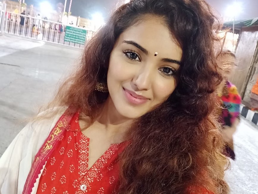 Malvika Sharma Photos : Pictures, Latest Images, Stills Of Malvika Sharma, Hd Photos Malvika Sharma Photos : Pictures, Latest Images, Stills Of Malvika Sharma, Hd Photos