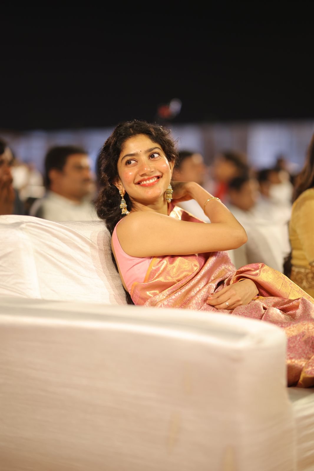 Sai Pallavi Photos : Pictures, Latest photoshoot of Sai Pallavi, Latest Images, Stills Of Sai Pallavi, HD Photos - Filmiforest Sai Pallavi Photos : Pictures, Latest photoshoot of Sai Pallavi, Latest Images, Stills Of Sai Pallavi, HD Photos - Filmiforest